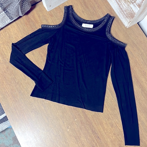 { 7 for 45$ } Bailey 44 X Anthropologie Harlow black open shoulder raw hem top - Picture 2 of 8